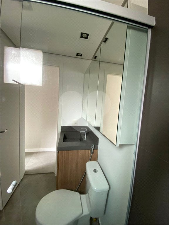 Apartamento para alugar com 2 quartos, sendo 1 suíte,  em Vila Gertrudes, São Paulo, SP
