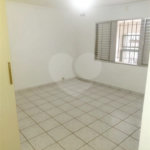 Sobrado à venda com 3 quartos, sendo 1 suíte, em Vila Constança, São Paulo, SP