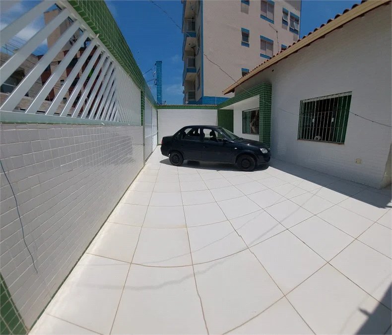 Casa Térrea à venda com 3 quartos em Vila São Paulo, Mongaguá, SP