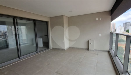 Apartamento à venda com 3 suítes em Chácara Santo Antônio, São Paulo, SP