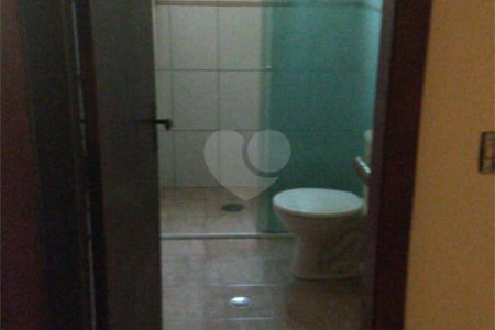 Casa à venda com 3 quartos, sendo 1 suíte, em Jardim dos Ipês, Suzano, SP