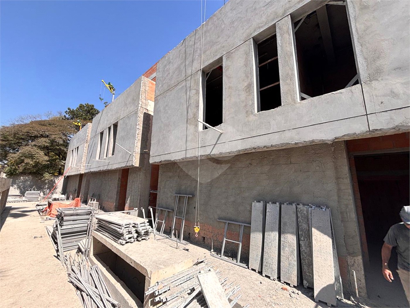 Casa à venda com 4 suítes no condomínio Casa Jardim Paineiras, São Paulo - SP