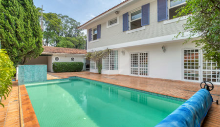 Sobrado à venda com 4 suítes em Jardim dos Estados, São Paulo, SP