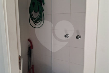 Apartamento à venda com 3 quartos, sendo 1 suíte, no Centro, São Bernardo do Campo, SP