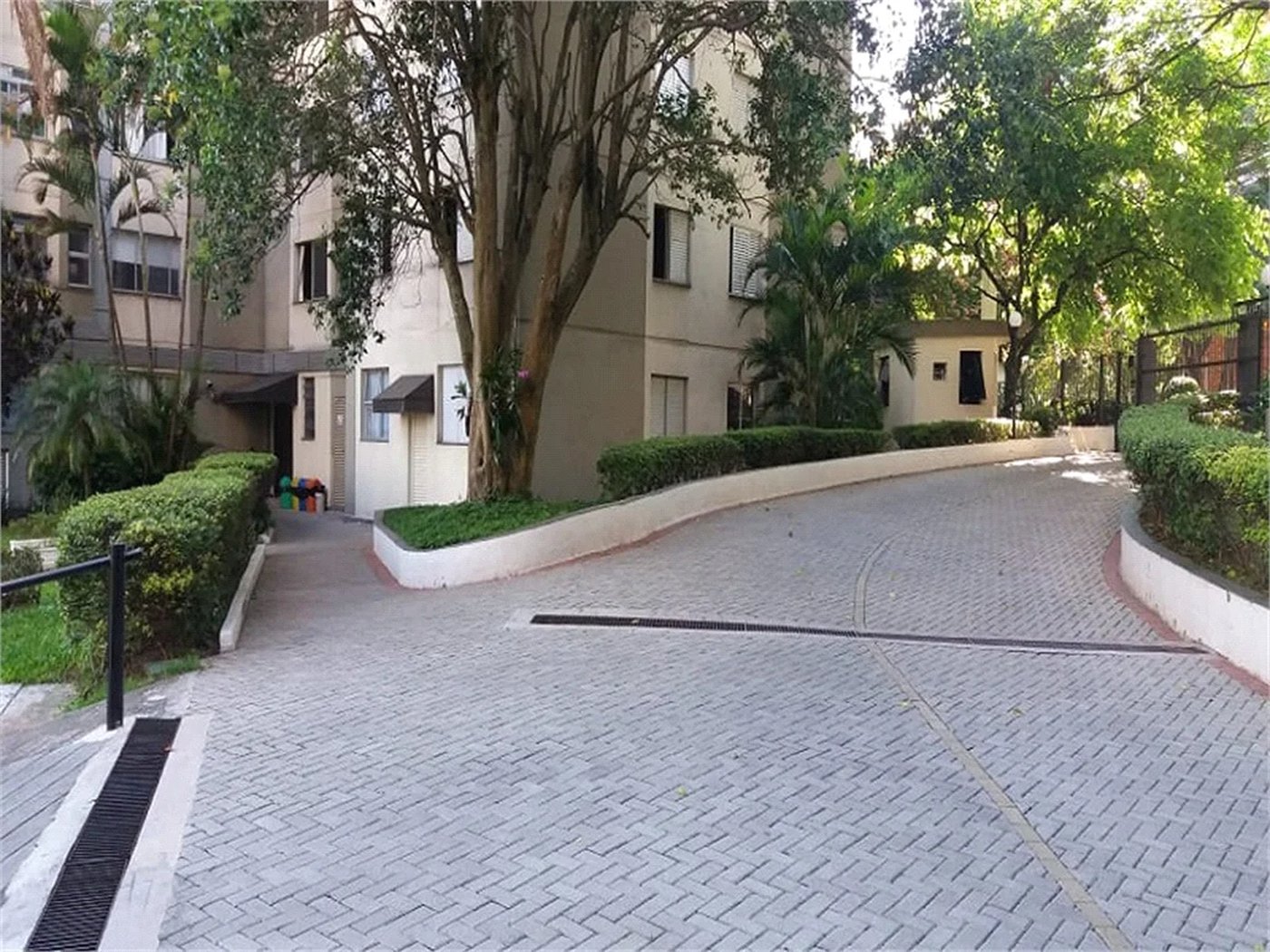 Apartamento à venda com 2 quartos em Vila Suzana, São Paulo, SP