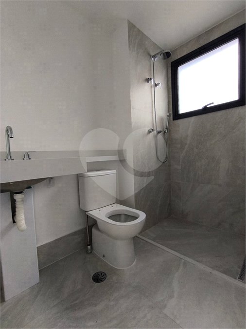Apartamento à venda ou para alugar com 3 suítes em Água Branca, São Paulo, SP