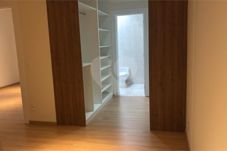 Casa à venda com 3 suítes no condomínio Jardim Residencial Dona Maria José, Indaiatuba - SP