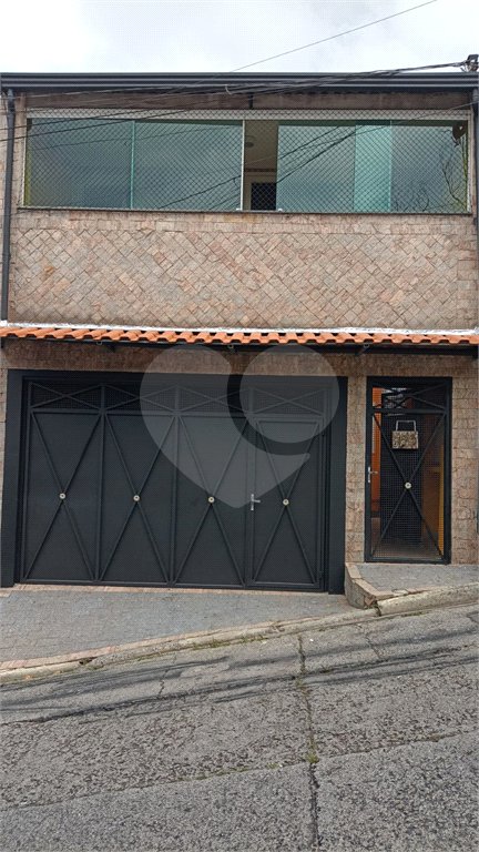 Sobrado à venda com 3 quartos, sendo 1 suíte, em Jaraguá, São Paulo, SP