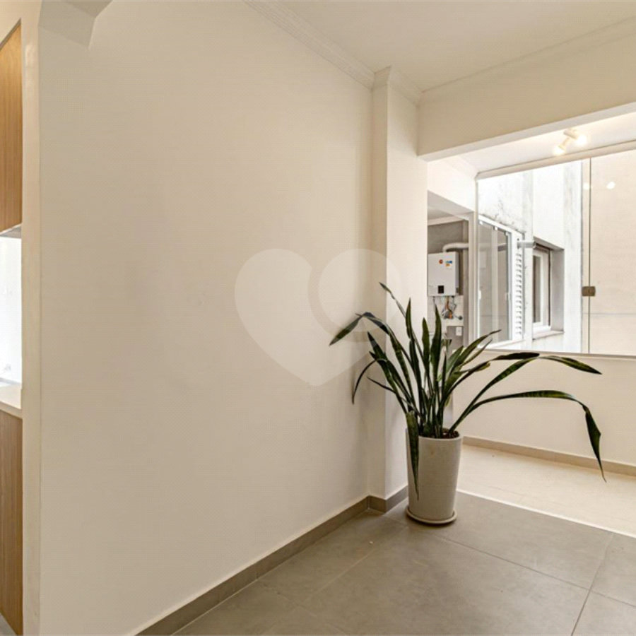 Apartamento à venda com 3 quartos, sendo 1 suíte, em Itaim Bibi, São Paulo, SP