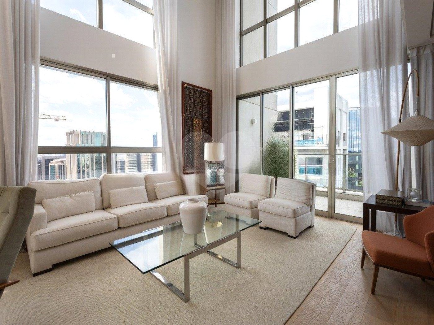Apartamento à venda ou para alugar com 3 suítes em Itaim Bibi, São Paulo, SP
