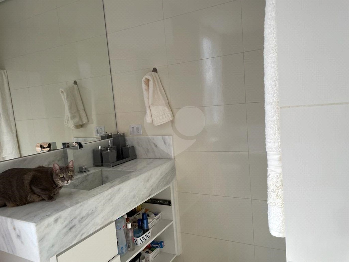 Casa à venda com 4 suítes em Suru, Santana de Parnaíba, SP