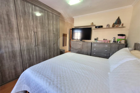 Sobrado à venda com 3 quartos, sendo 1 suíte, em Campo Grande, São Paulo, SP
