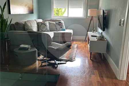 Casa à venda com 3 quartos, sendo 2 suítes, no condomínio Paulistano 2ª Fase, São Paulo - SP