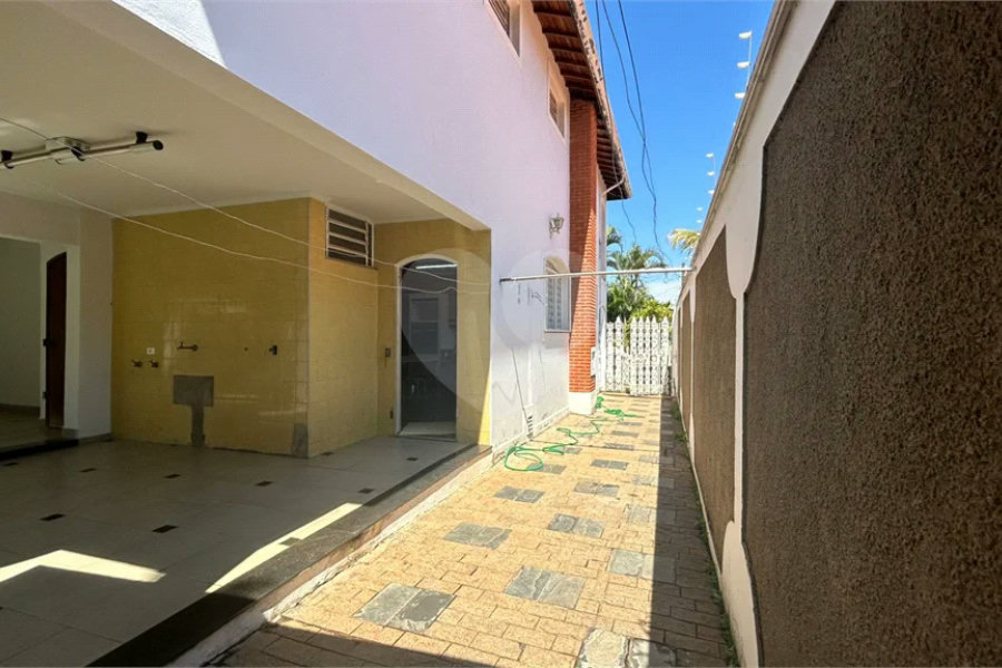 Venda Casa com 4 Dormitórios no Parque Santa Cecília