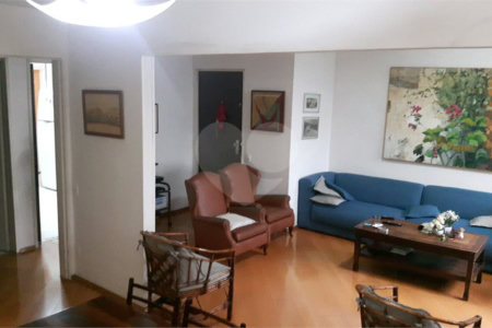 Apartamento de 2 quartos à venda perto do Metrô Paraíso! Excelente localização!