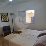 Casa Ampla com 5 Dormitórios, Piscina e Lazer Completo em Terreno de 1.260 m²