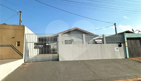 Casa para alugar com 3 quartos em Residencial Ponta Porã II, Ponta Porã, MS