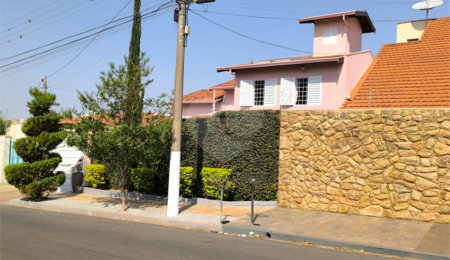Casa à venda com 3 suítes em Parque Santa Marta, São Carlos, SP