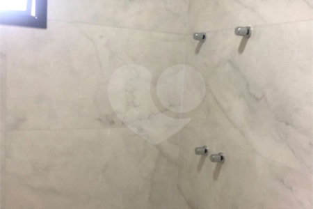 Indaiatuba - Condominio Jardins di Roma - Venda -Locação 0 R$ 10.000,00 mais encargos - condominio - R$ 650,00 - IPTU - R$ 230,00 - Terreno 300ms - construido 170 metros quadrados - Terrea - 3 quartos, uma suíte e uma demi suite , 4 banheiros , piscina - Preparado para água quente até a piscina!!