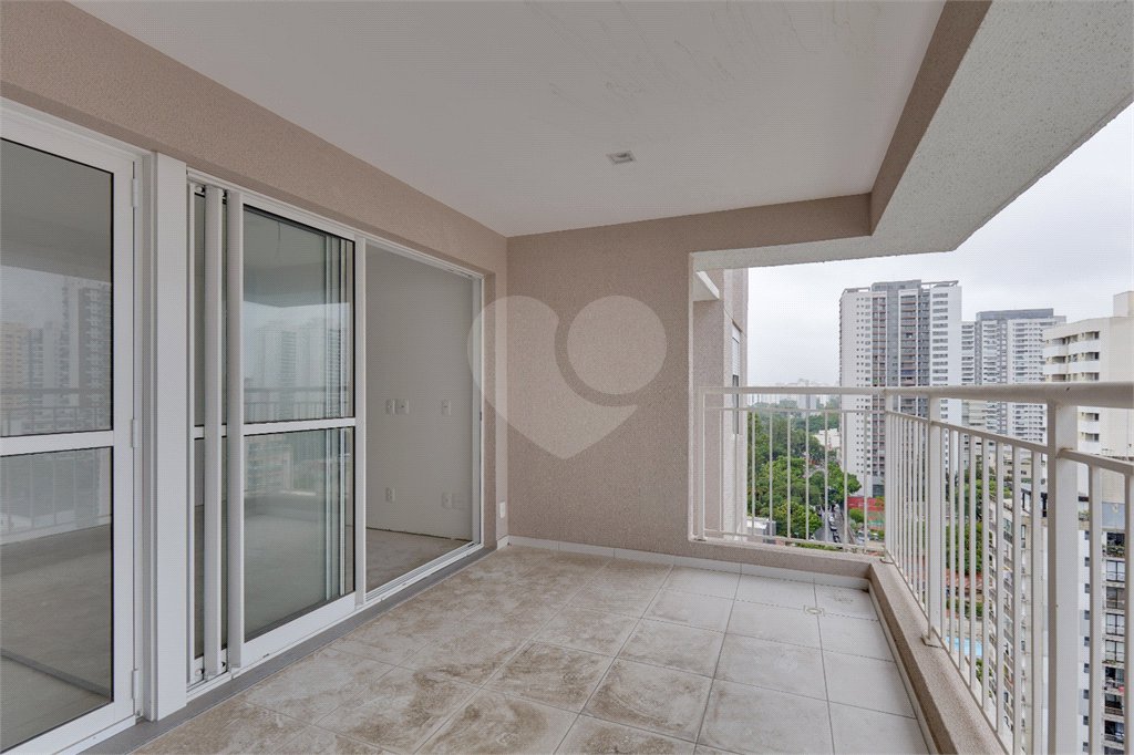 Apartamento à venda com 2 quartos, sendo 1 suíte, em Santo Amaro, São Paulo, SP
