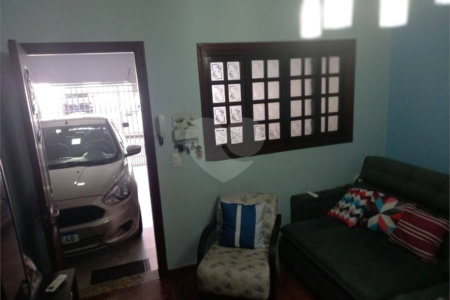 Casa à venda com 3 quartos, sendo 1 suíte, em Vila Assis, Sorocaba, SP