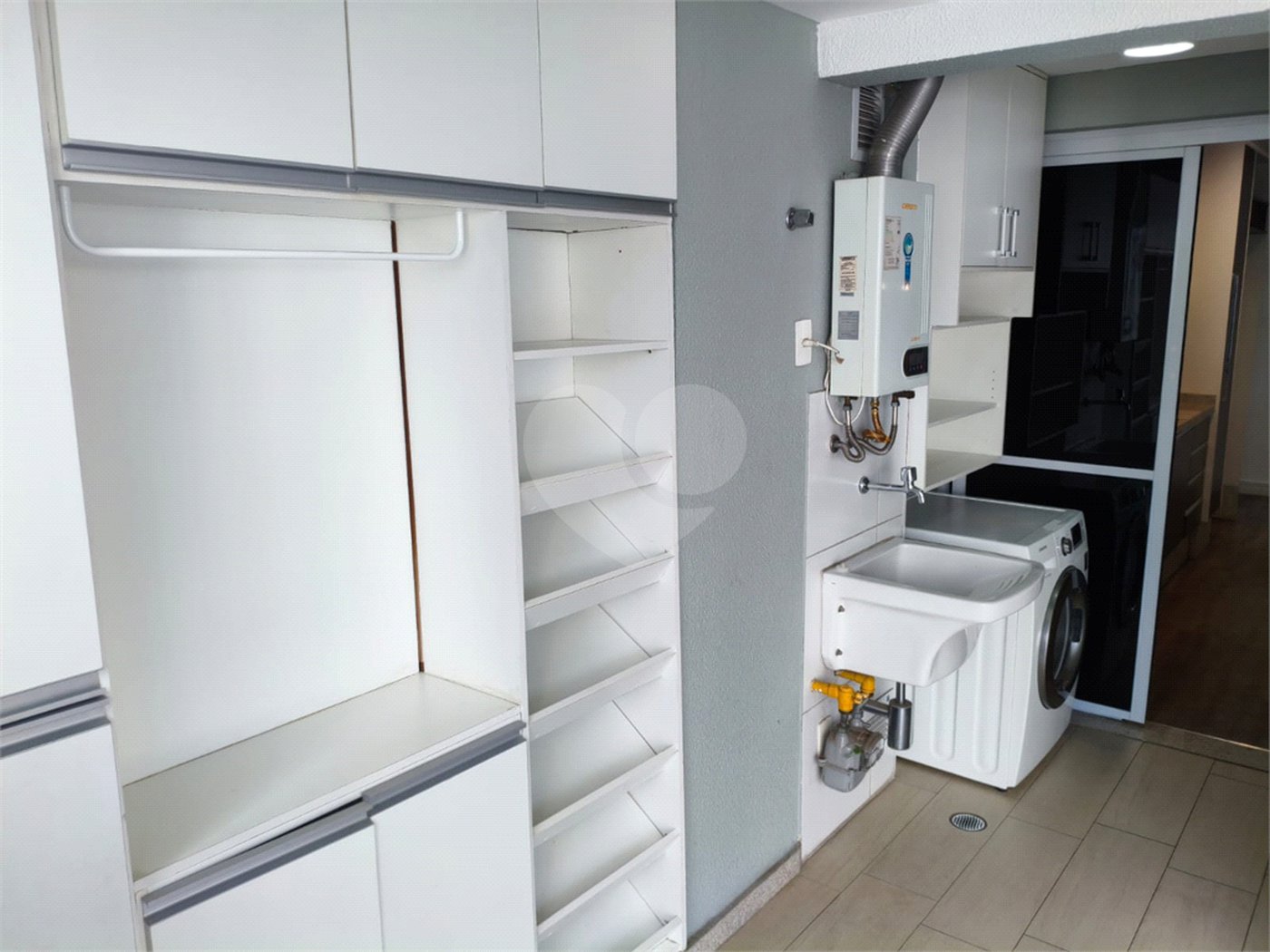 Apartamento à venda com 2 quartos, sendo 1 suíte,  em Vila Andrade, São Paulo, SP