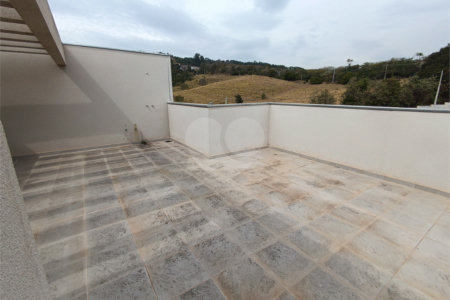 Apartamento à venda com 2 quartos, sendo 1 suíte, em Bairro do Cambará, São Roque, SP