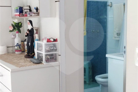 Casa à venda com 3 quartos, sendo 2 suítes,  no condomínio Parque das Figueiras, Mogi das Cruzes - SP