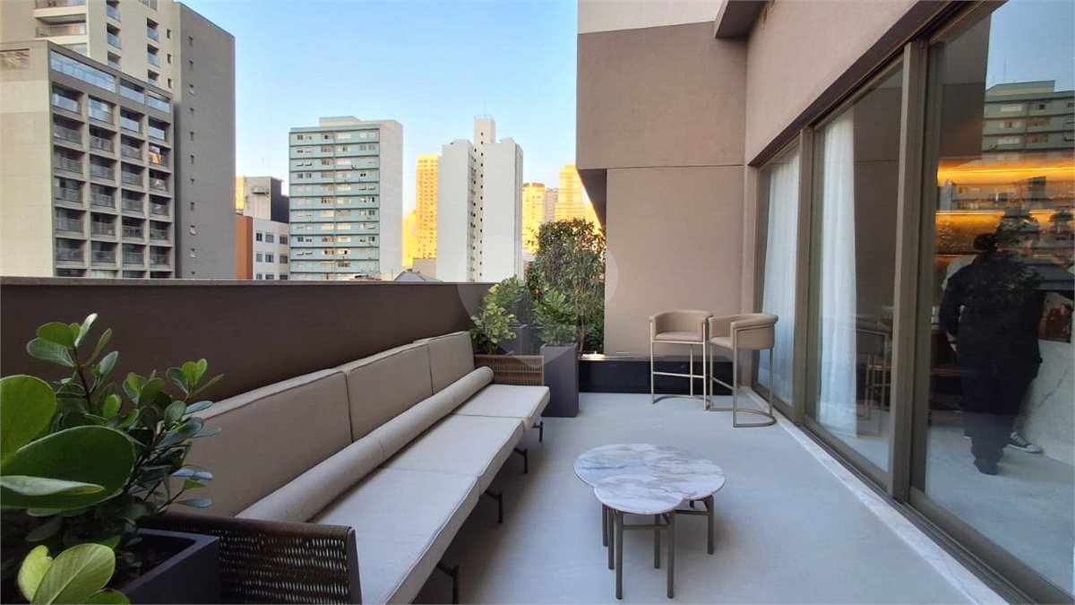 Apartamento à venda com 4 quartos, sendo 2 suítes,  em Perdizes, São Paulo, SP