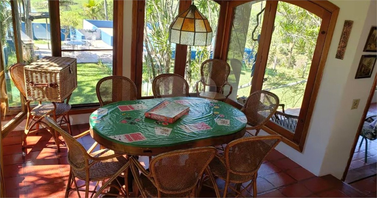 Sítio à venda com 6 quartos, sendo 5 suítes, em Dos Mimis, Piracaia, SP