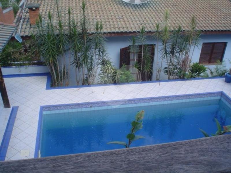 Sobrado à venda com 4 quartos, sendo 3 suítes, em Jardim São Bento, São Paulo, SP