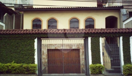 Sobrado à venda com 3 quartos, sendo 1 suíte,  em Vila Nova Mazzei, São Paulo, SP