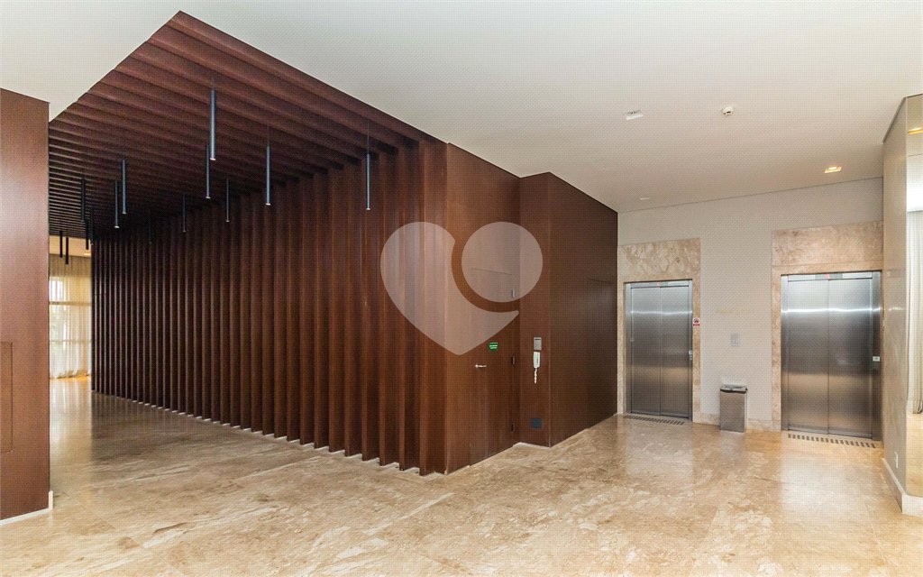 Apartamento à venda com 4 quartos, sendo 3 suítes, em Vila Gumercindo, São Paulo, SP