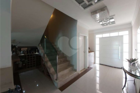 Casa à venda com 4 suítes no condomínio Aldeia da Serrinha, Sorocaba - SP
