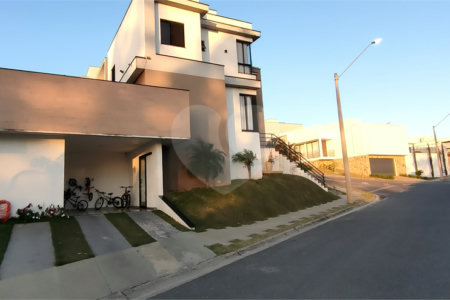 Terreno à venda com 3 quartos, sendo 1 suíte, no condomínio Residencial Sun Lake, Votorantim - SP