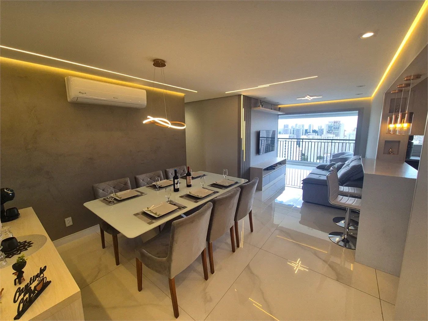 Apartamento à venda com 3 quartos, sendo 2 suítes,  em Jardim Caboré, São Paulo, SP