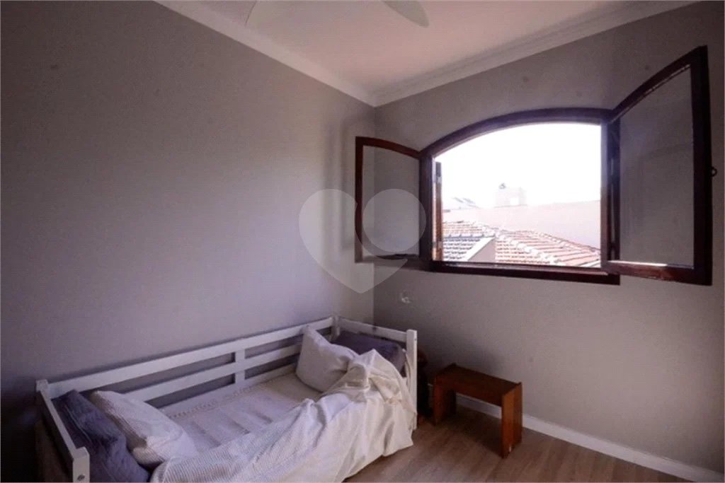 Casa com 4 Dormitórios sendo 1 suíte, com 3 Vagas