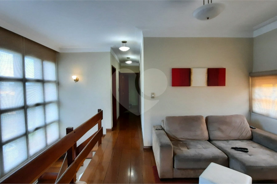 Sobrado à venda com 4 quartos, sendo 1 suíte, em Barro Branco (zona Norte), São Paulo, SP