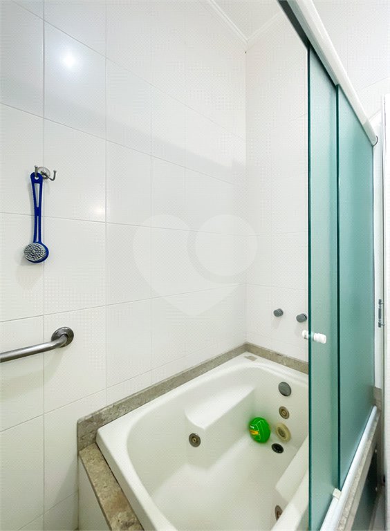 Casa Térrea à venda com 6 quartos, sendo 3 suítes,  em Instituto de Previdência, São Paulo, SP