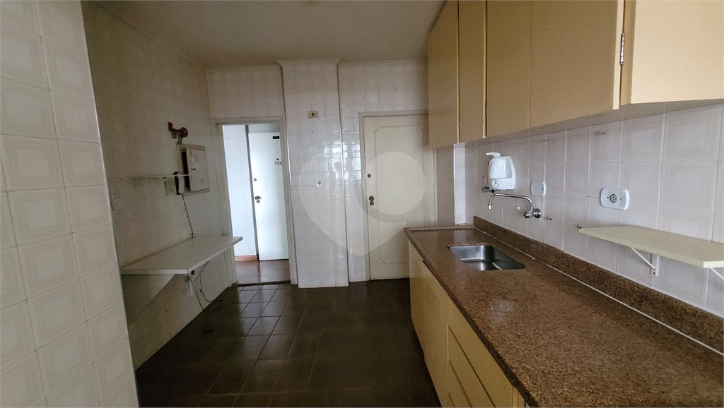 Apartamento à venda com 2 quartos, sendo 1 suíte,  em Vila Mariana, São Paulo, SP