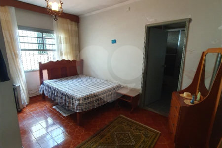 Casa Térrea à venda com 3 quartos, sendo 1 suíte, em Vila Ré, São Paulo, SP