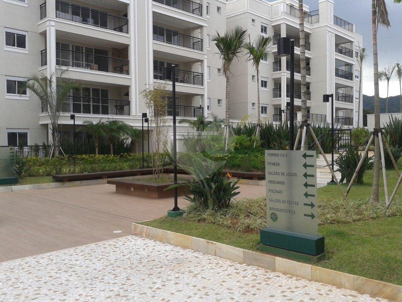 Apartamento à venda com 4 quartos, sendo 1 suíte, em Horto, São Paulo, SP