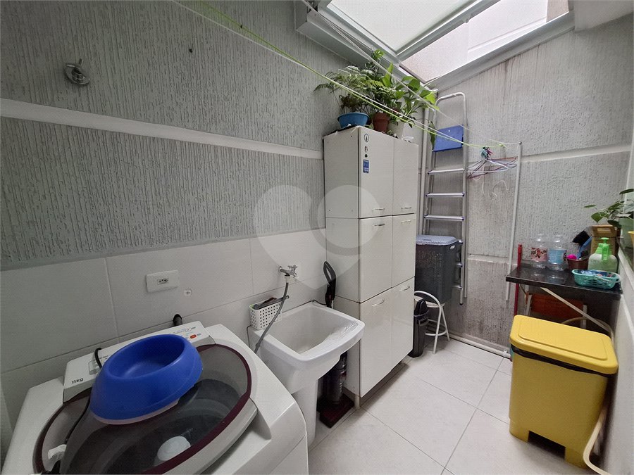 Sobrado à venda com 3 quartos, sendo 1 suíte, em Parque Vitória, São Paulo, SP