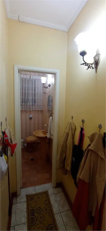 Sobrado à venda ou para alugar com 4 quartos, sendo 1 suíte,  em Brooklin Paulista, São Paulo, SP