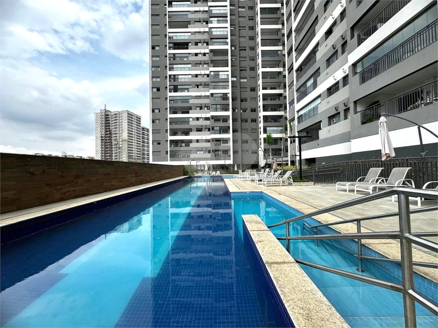 Apartamento à venda com 3 suítes, em Vila Independência, São Paulo, SP