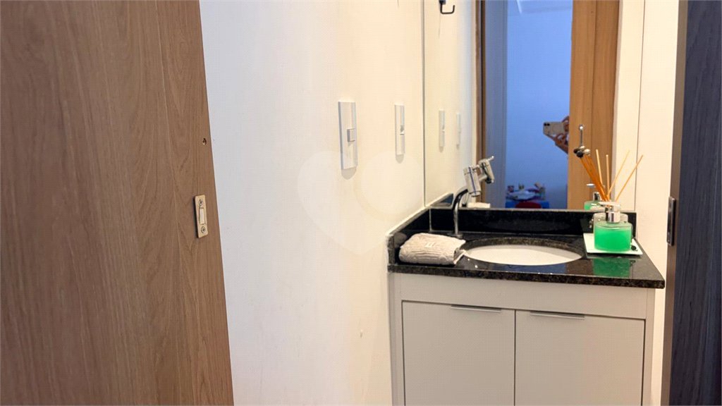 Casa à venda com 3 quartos, sendo 1 suíte, no condomínio Residencial Américo de Figueiredo, Sorocaba - SP