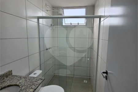Apartamento para alugar com 2 quartos, sendo 1 suíte, em Nova São Pedro, São Pedro da Aldeia, RJ
