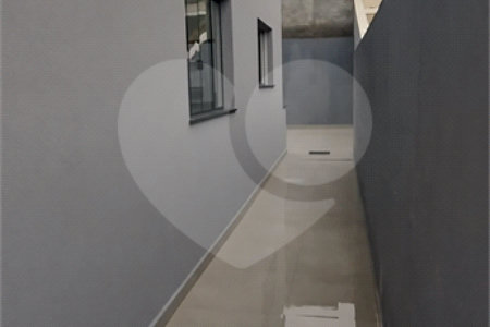 Sobrado à venda com 3 quartos, sendo 1 suíte, em Jardim Maristela, Atibaia, SP