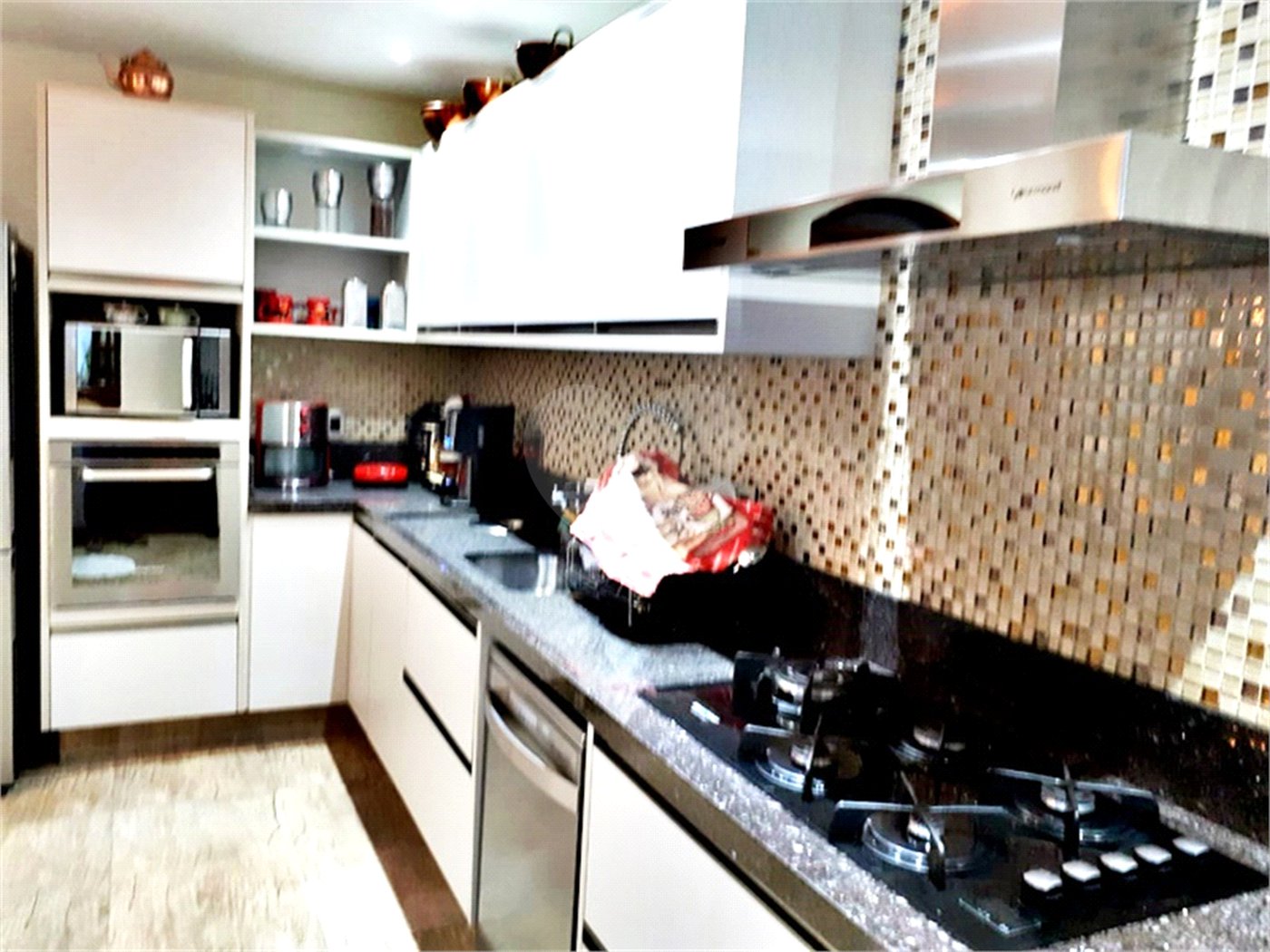 Sobrado à venda com 4 quartos, sendo 1 suíte, em Casa Verde, São Paulo, SP
