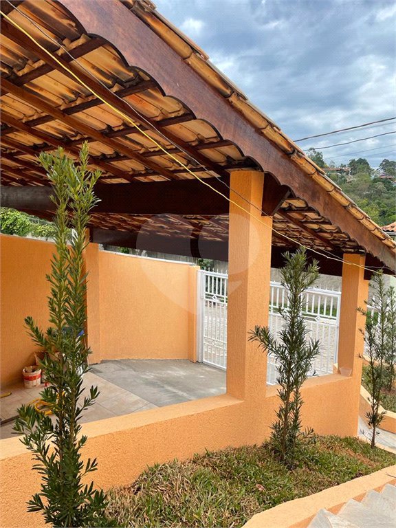 Casa à venda com 3 quartos, sendo 1 suíte, no condomínio Mirante da Mantiqueira, Mairiporã - SP